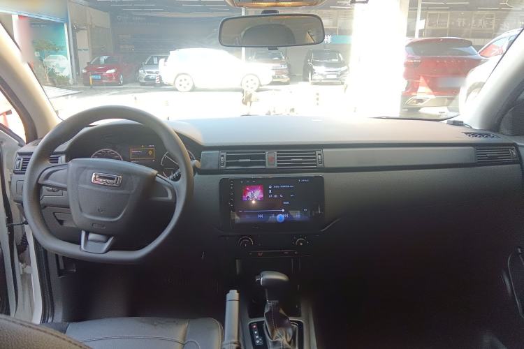 Used Qoros 3 2018 Sedan 1.6L Automatic Leading Model
