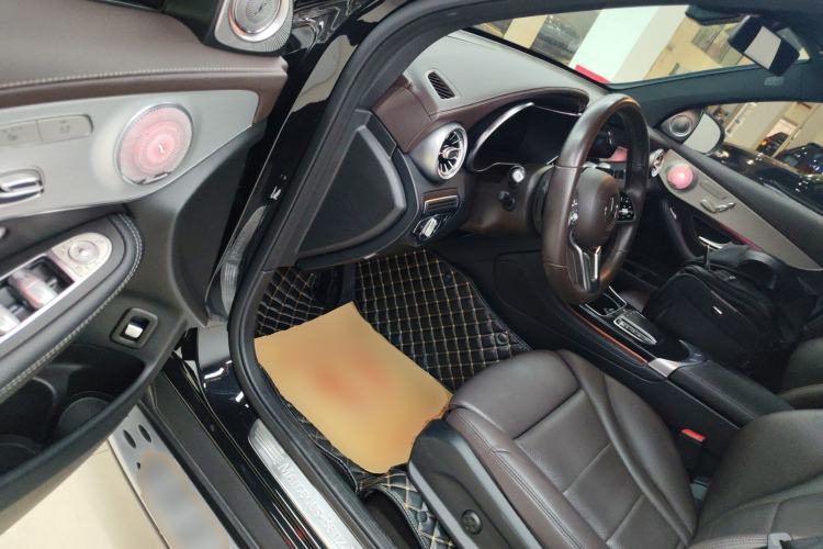 Used Mercedes-Benz GLC 2022 Second Facelift GLC 260 L 4MATIC Dynamic Edition Driver Seat