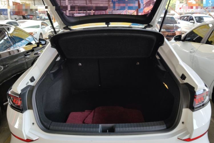 Used Volkswagen Lamando 2022 Lavida L 280TSI DSG Hot Edition Trunk