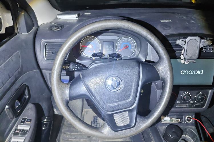 Used Dongfeng Fengon 330 2014 1.5L Manual Utility Version DK15 Steering Wheel
