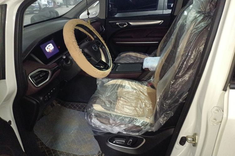 Used GAC Trumpchi M6 2021 PRO 270T Automatic Luxury Edition Left Front Seat