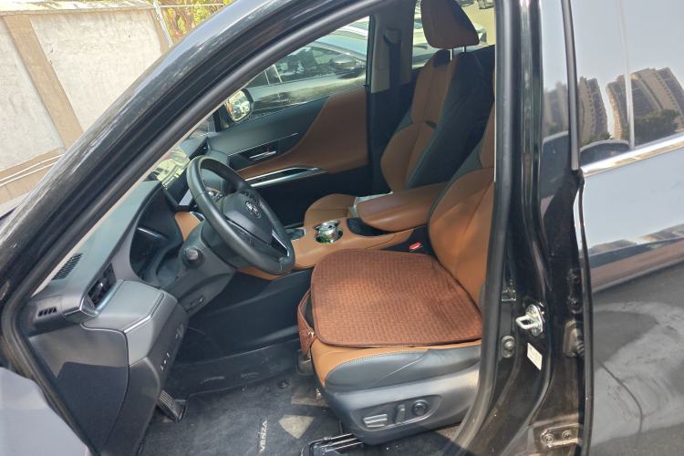 Used Toyota Venza 2023 2.0L CVT Two-Wheel Drive Prestige Version
