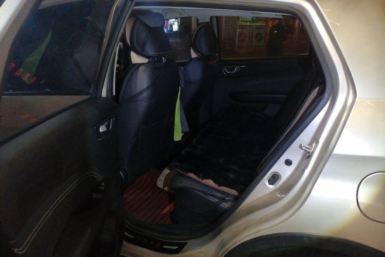 Used Geely Auto Vision X3 2019 Upgraded Model 1.5L Manual Elite Version
