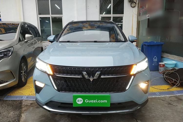 Used Wuling Asta 2022 2.0L DHT Electric-Speed Version
