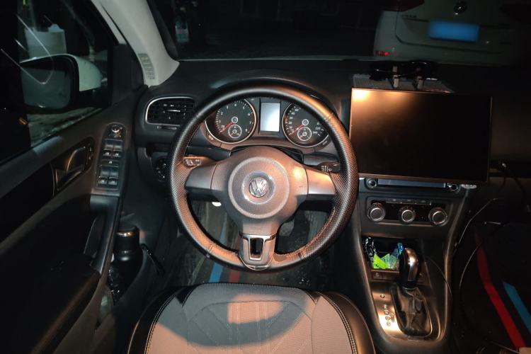 Used Volkswagen Golf 2012 1.6L Automatic Comfort Model
