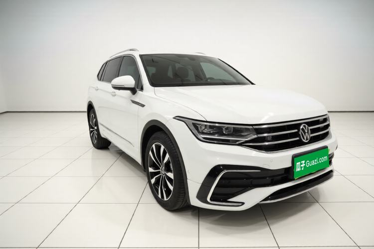 Used Volkswagen Tiguan L 2023 Restyled 330TSI Automatic Two-Wheel Drive R-Line Flagship Edition Exterior 2