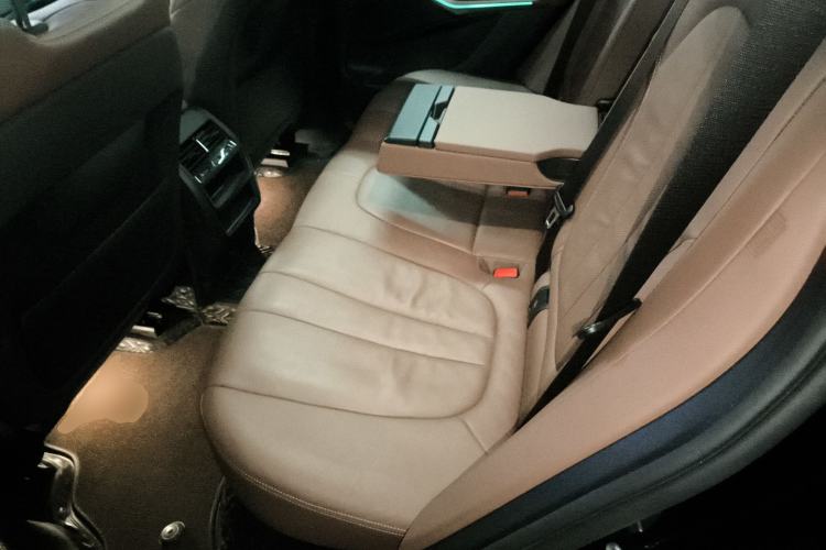 Used BMW X5 2019 xDrive40i M Sport Package Left Rear Seat