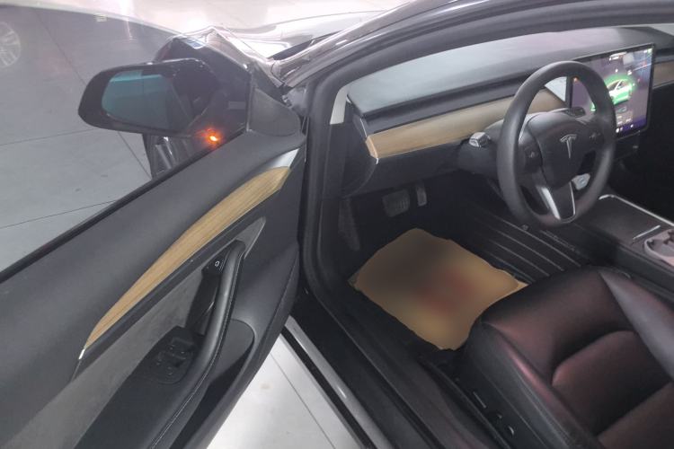 Used Tesla Model 3 2022 Rear-Wheel-Drive Version
