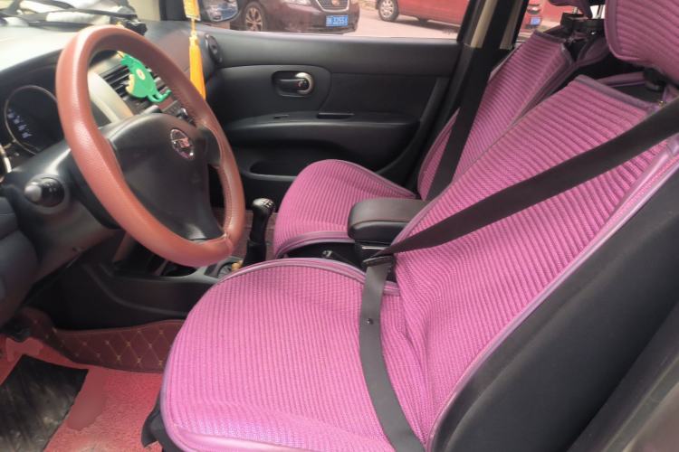 Used Nissan Livina 2013 1.6XE Manual Comfort Edition Left Front Seat