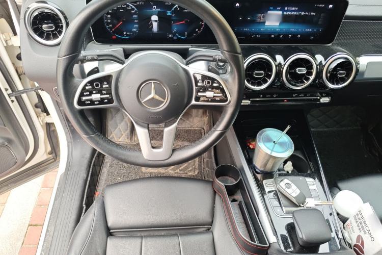 Used Mercedes-Benz GLB 2020 GLB 200 Dynamic Edition Steering Wheel