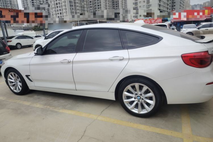 Used BMW 3 Series GT 2018 320i Sport Edition
