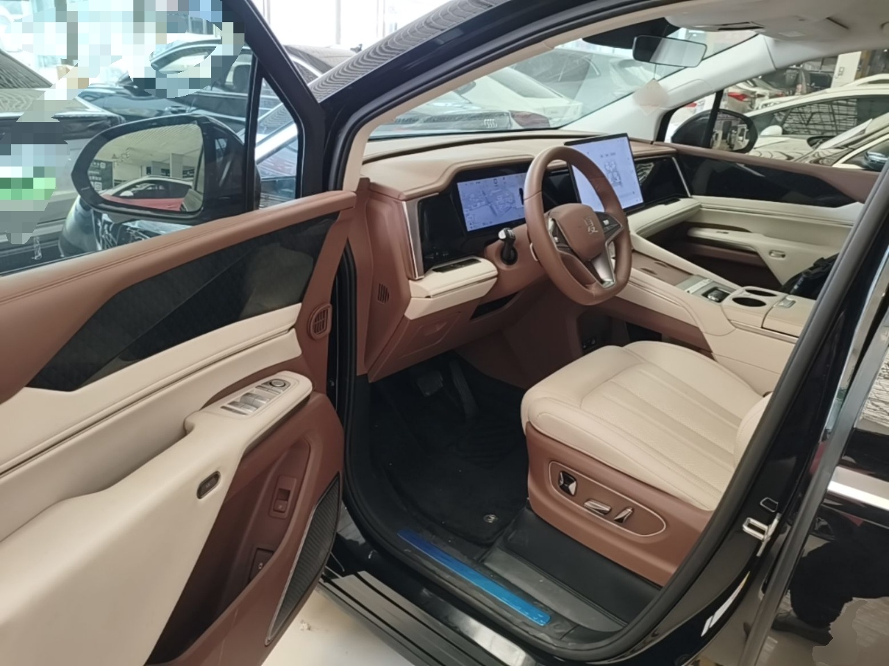 BYD Xia 2025 DM-i 1.5T 180km Beyond Edition — снимка 18