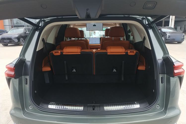 Used Wey Lanshan 2025 Four-Wheel Drive Ultra Trunk