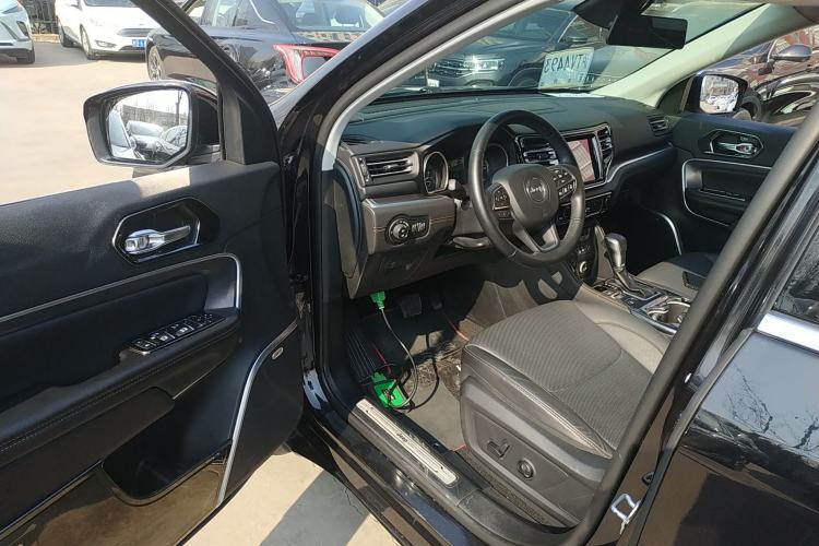 Used Jeep Grand Commander 2018 2.0T Four-Wheel Drive Smart Enjoyment Version China V Emission Standard
