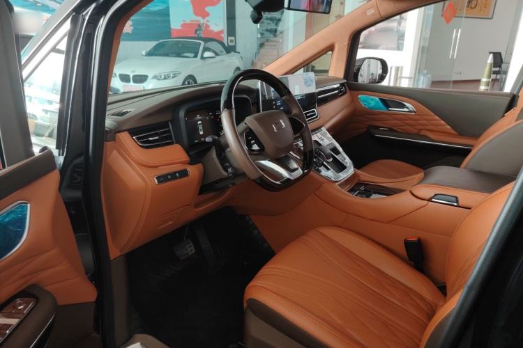 Used Bestune M9 2023 2.0T Ultimate Edition
