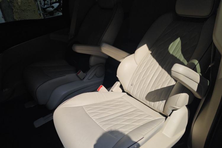 Used Buick GL8 2022 Land Business Class 652T Luxury Model