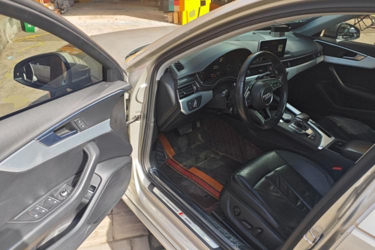 Used Audi A4L 2018 30th Anniversary Edition 40 TFSI Fashion Model