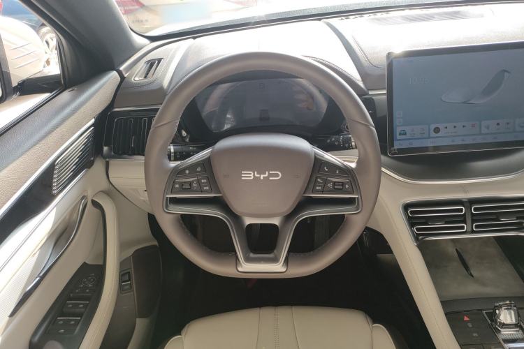 Used BYD Song PLUS New Energy 2025 DM-i 112KM Prestige Model
