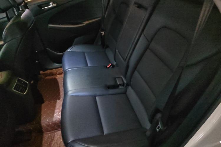 Used Hyundai Tucson 2015 1.6T Dual-Clutch Two-Wheel-Drive Smart Model
