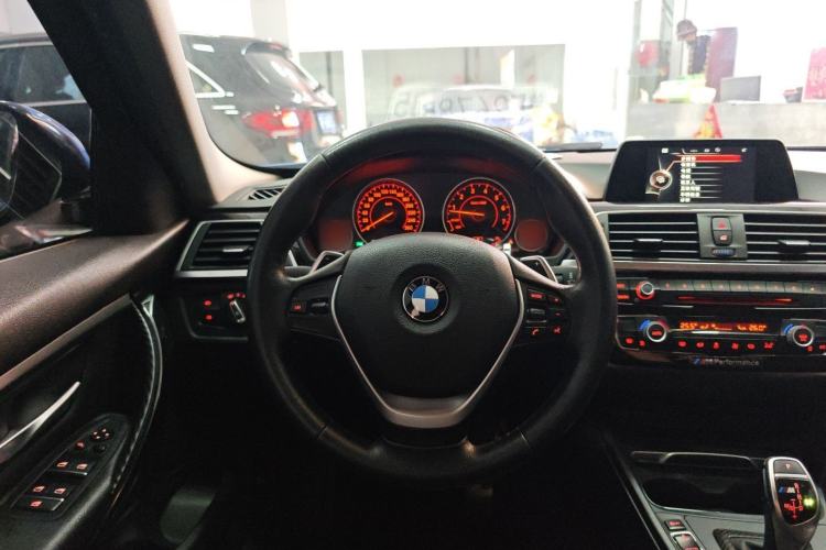 Used BMW 3 Series 2017 320Li M Sport Edition Steering Wheel
