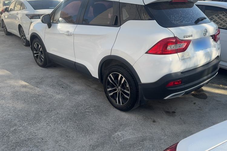 Used Brilliance V3 2020 1.6L Manual Smart Starry Edition
