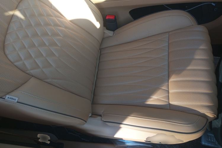 Used VOYAH Dream 2024 PHEV Ultra-Long Range Flagship Edition
