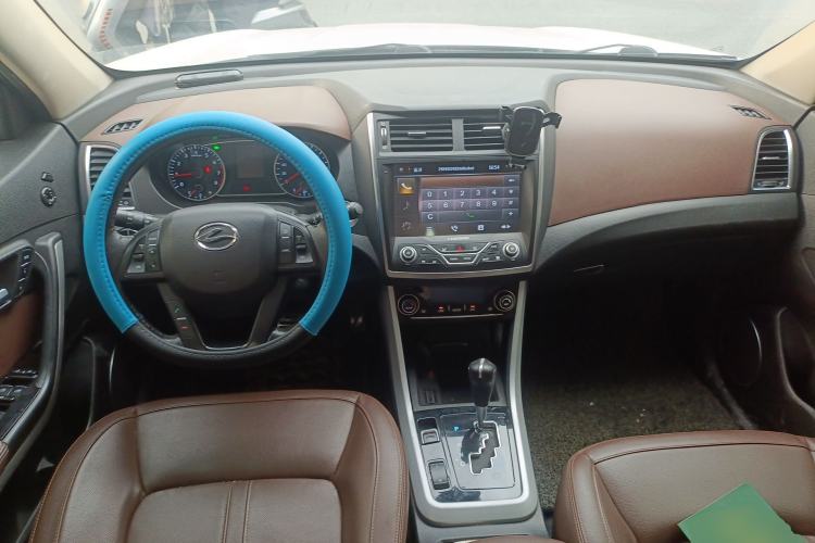 Used Land X5 2016 Plus 1.5T CVT Leading Edition Center Console