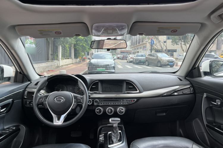 Used GAC Trumpchi GA6 2016 235T DCT Elite Edition Interior 2