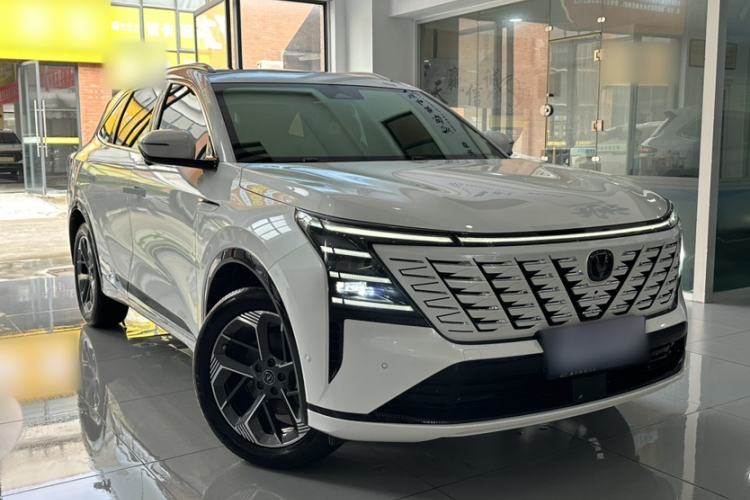 Used CHANGAN CS75 PLUS 2025 4th Generation 1.5T New Blue Whale Smart Flagship Version Exterior 2