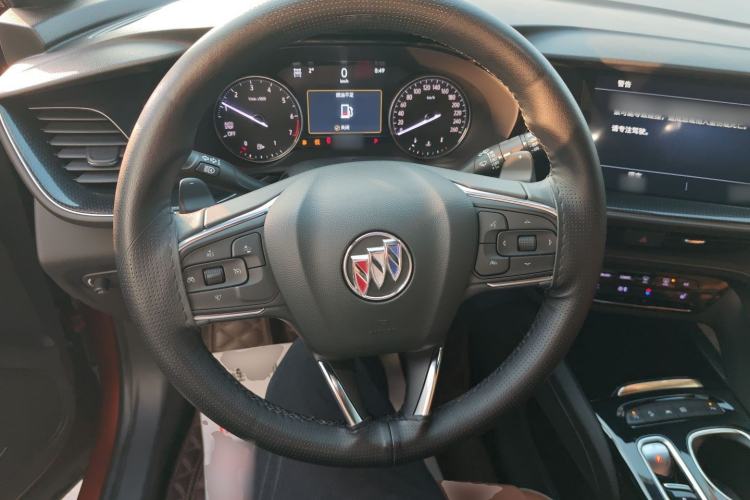 Used Buick Envision 2020 Encore S 652T Four-Wheel Drive Luxury Model
