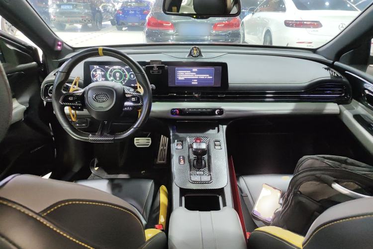 Used GAC Trumpchi EMPOW 2021 270T DCT J16 Version Center Console