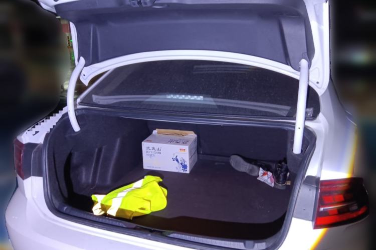 Used Volkswagen Lamando 2021 280TSI DSG Comfort Edition Trunk