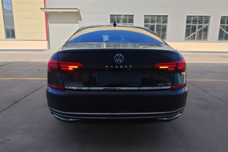 Used Volkswagen Passat 2020 Revised Version 330TSI Luxury Edition China VI Standard