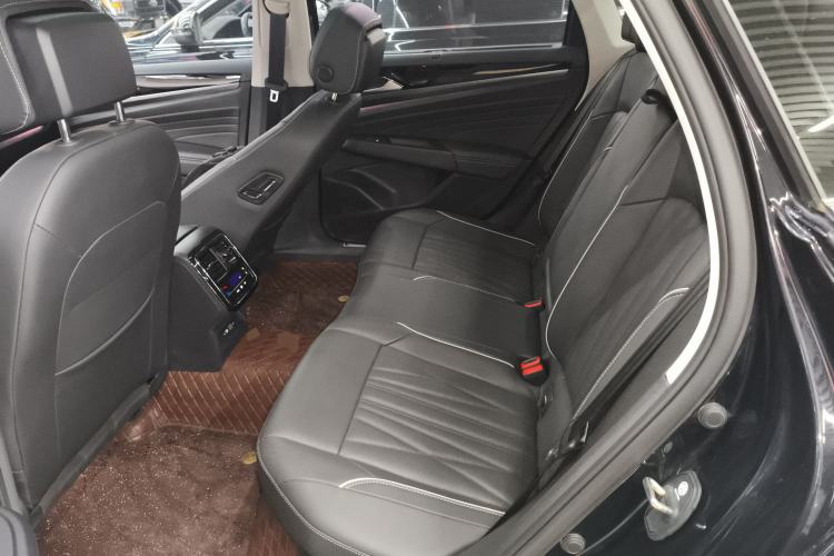 Used Volkswagen Passat 2023 Revised 380TSI Luxury Edition
