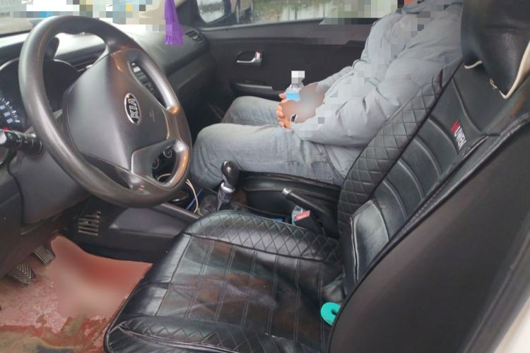 Used Kia K2 2015 Sedan 1.4L MT GLS
