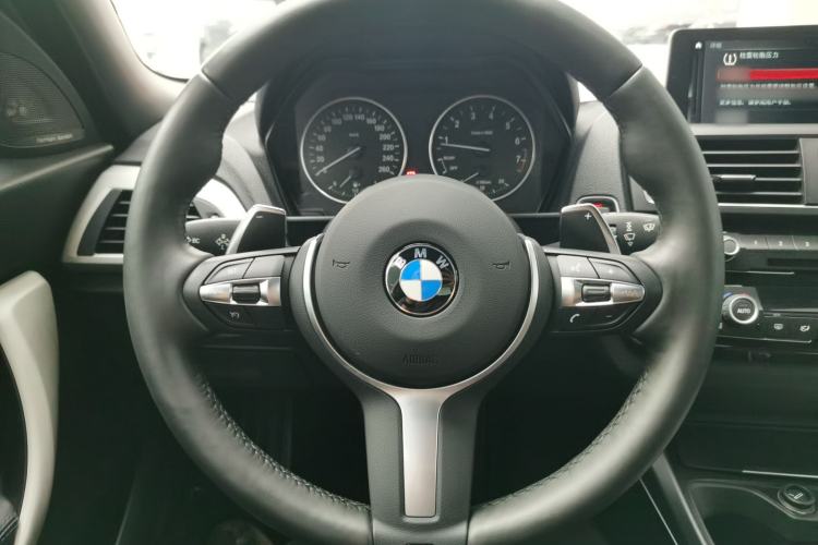 Used BMW 2 Series 2017 220i Convertible Coupe Leading Model
