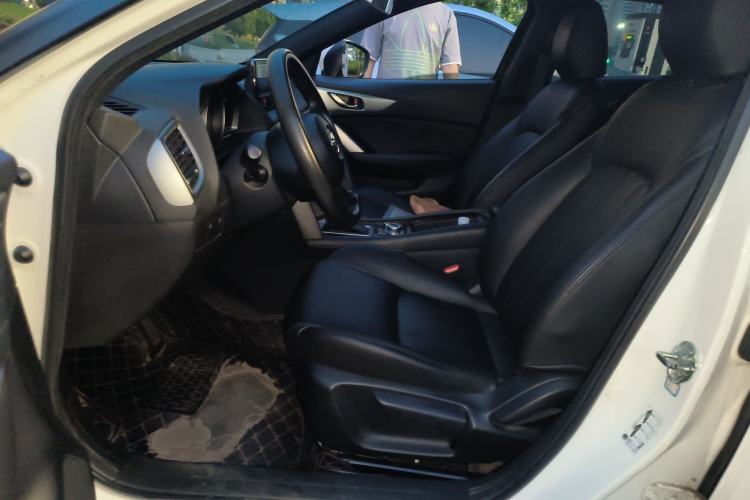 Used Mazda CX-4 2016 2.0L Automatic 2WD Blue Sky Dynamic Leather Edition