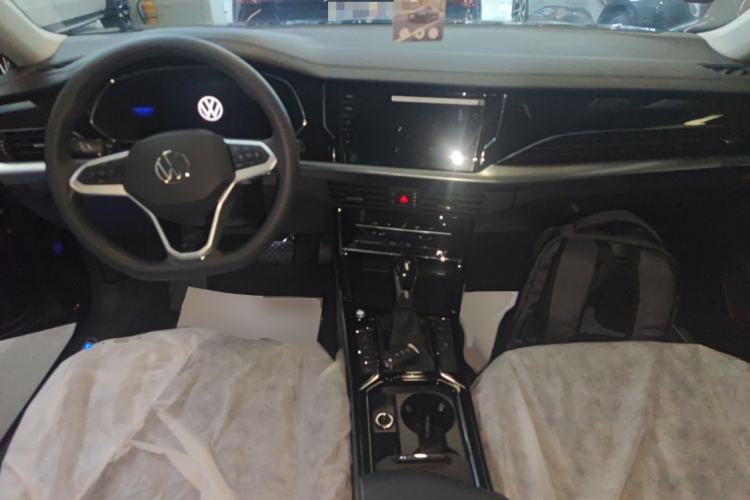 Used Volkswagen Passat New Energy 2025 430 PHEV Hybrid Business Edition
