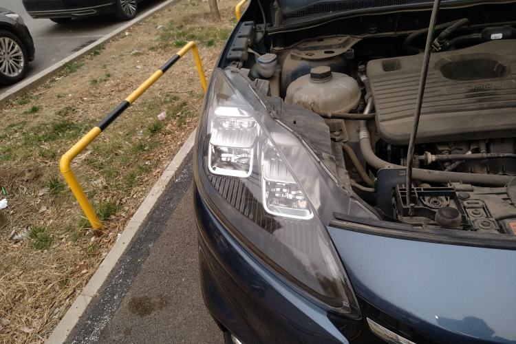 Used Ford Escape 2020 EcoBoost 245 Two-Wheel-Drive Titanium Edition
