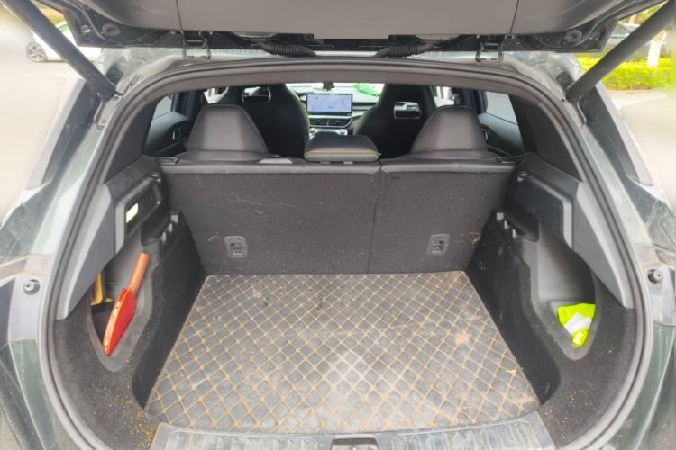 Used Lynk & Co 06 2023 Remix 1.5T Hero Trunk