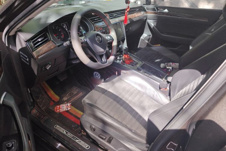 Used Volkswagen Magotan 2017 330TSI DSG Luxury Model Driver Seat