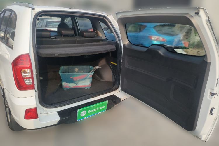 Used Chery Tiggo 3 2015 1.6L CVT ZhiShang Commemorative Edition