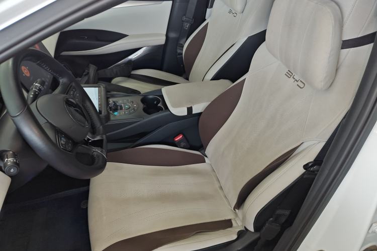 Used BYD Seal 06 New Energy 2024 DM-i 120KM Flagship Model
