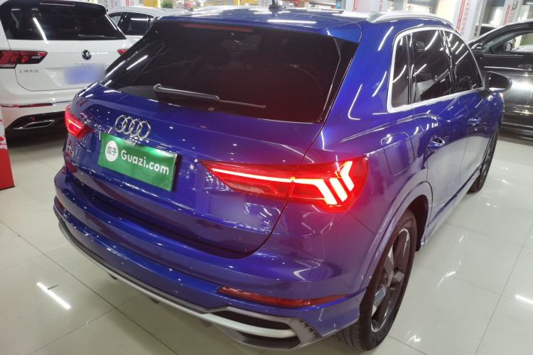 Used Audi Q3 2019 35 TFSI Fashion Dynamic Model
