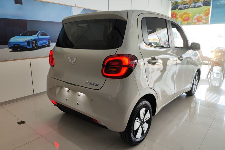 Used Wuling Hongguang MINIEV 2025 Four-Door Version Advanced Edition Rear Right 45 Deg