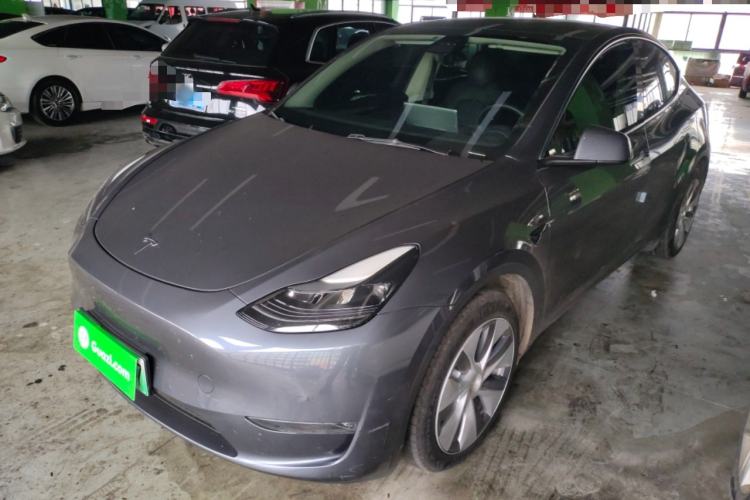 Used Tesla Model Y 2022 Long-Range All-Wheel-Drive Version