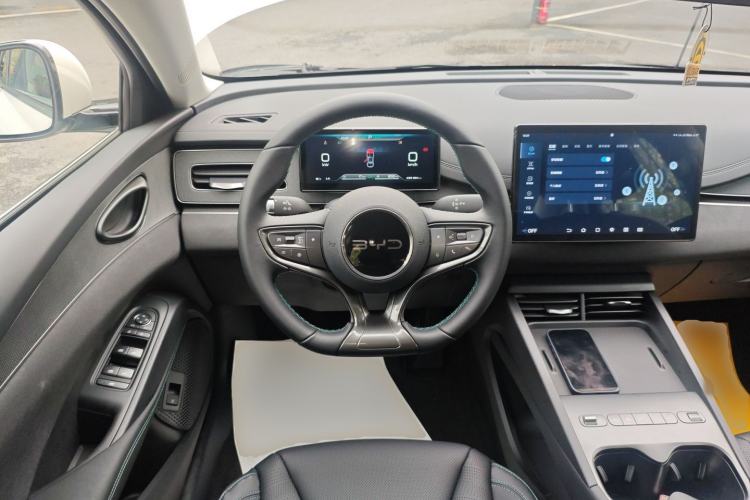 Used BYD Seal 06 New Energy 2026 DM-i Ultra-Enjoyment 128KM Luxury Edition Steering Wheel