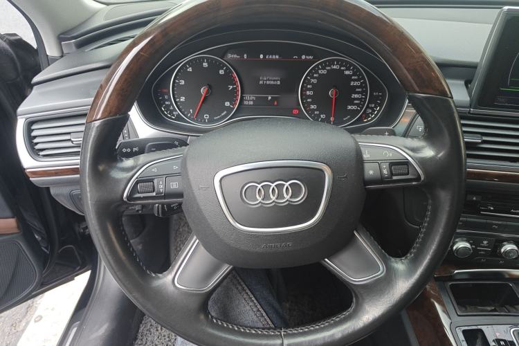 Used Audi A6L 2014 30 FSI Comfort Model
