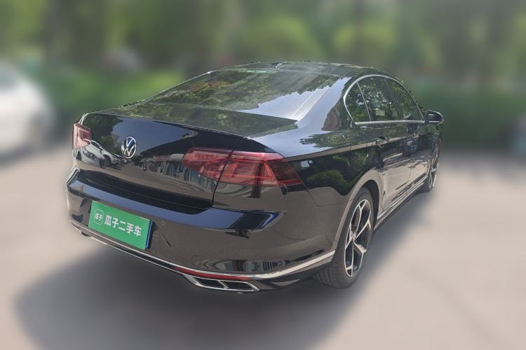 Used Volkswagen Magotan 2023 2 Million Units Limited Edition 330TSI DSG Leading Version
