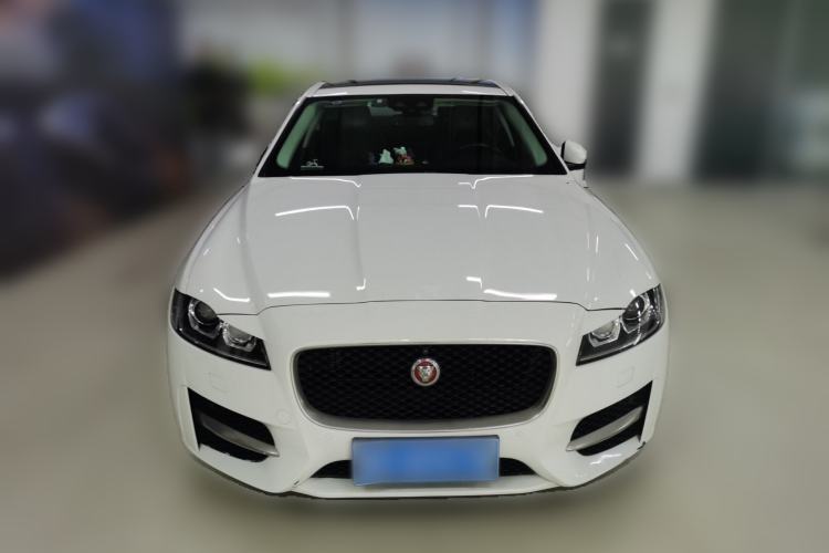 Used Jaguar XF 2016 XF 2.0T Two-Wheel-Drive R-Sport Sport Edition Front